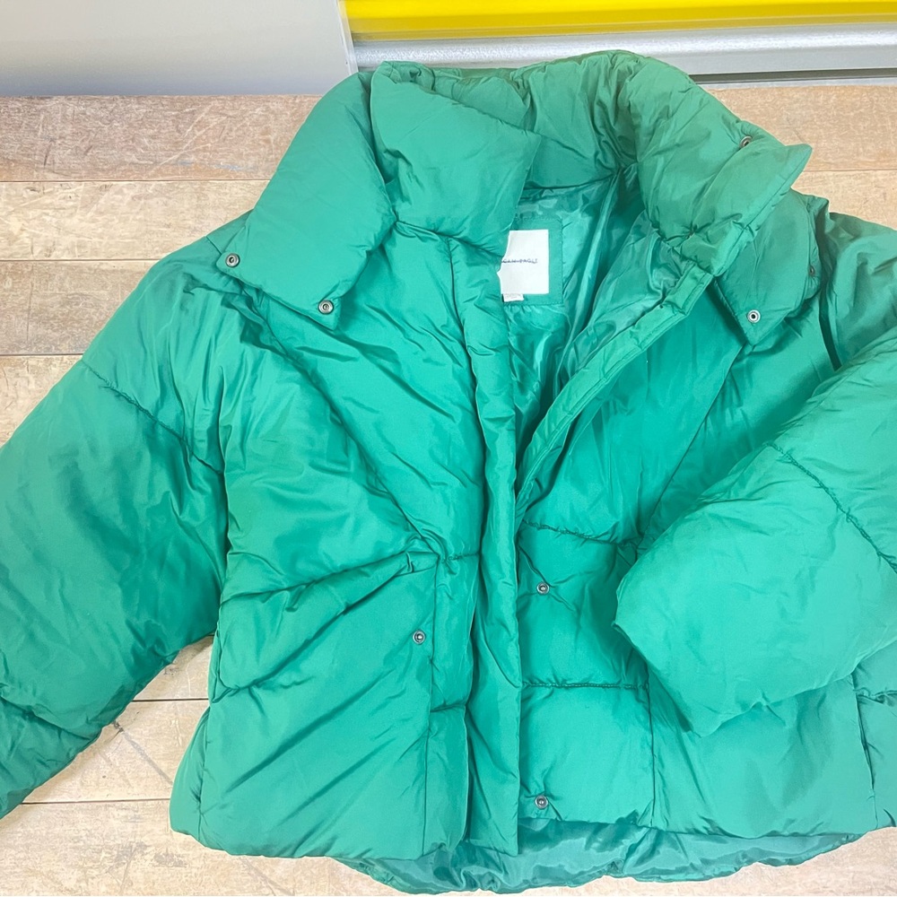 American Eagle Outfitters Green Puffer Jacket